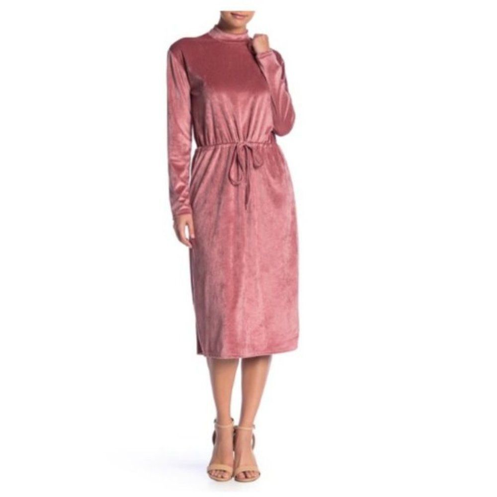 Go Couture Modest Long Sleeve Velvet pink Ribbed Dress size 8